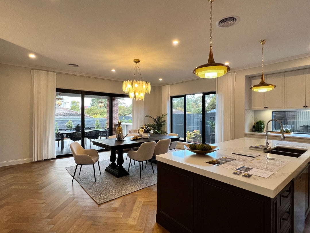How to Choose the Best Dining Room Curtains: Expert Tips from EZcurtain